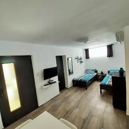 Apartments Maltasic Vir Exterior photo