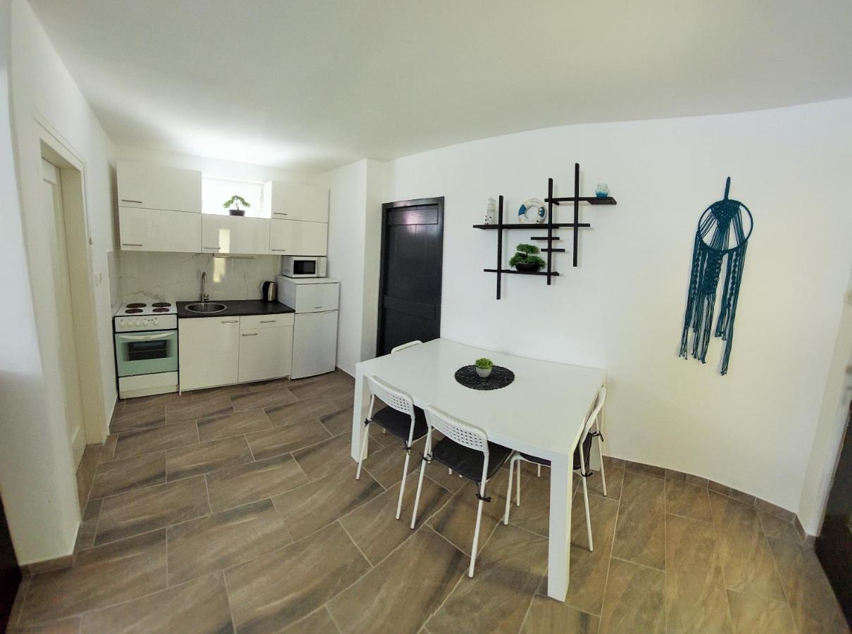Apartment Maltasic Vir